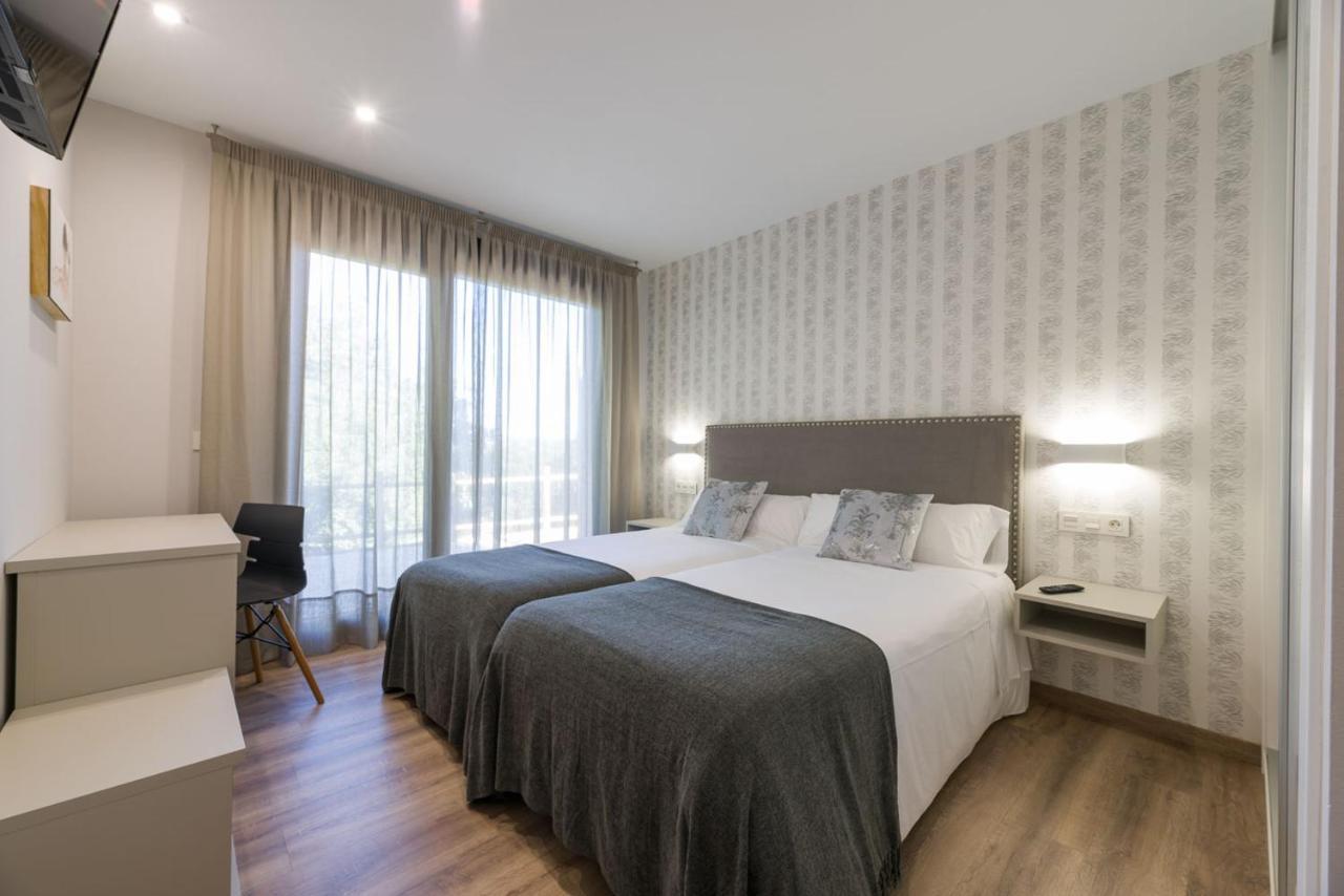 Hotel A Curuxa Wellness Arzua Exterior photo